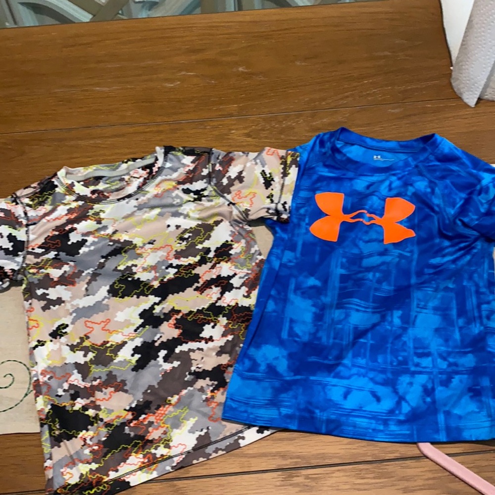 Set of 2 quick dry shirts sz4-5